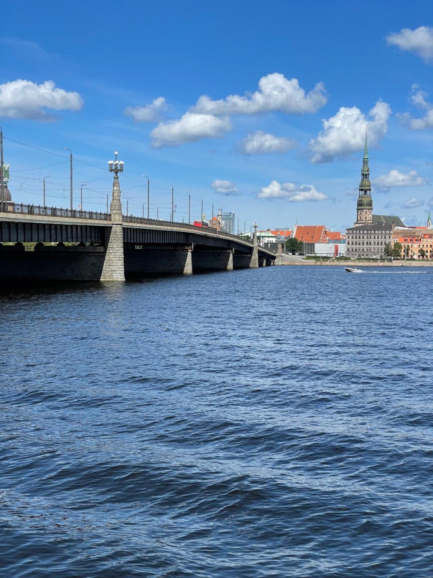 Cozy Place On The Left Bank Рига Екстер'єр фото